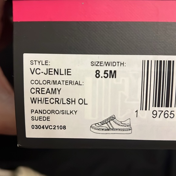 Brand New Leather Vince Camuto Unisex Sneaker 8.5M/10W - Picture 5 of 5